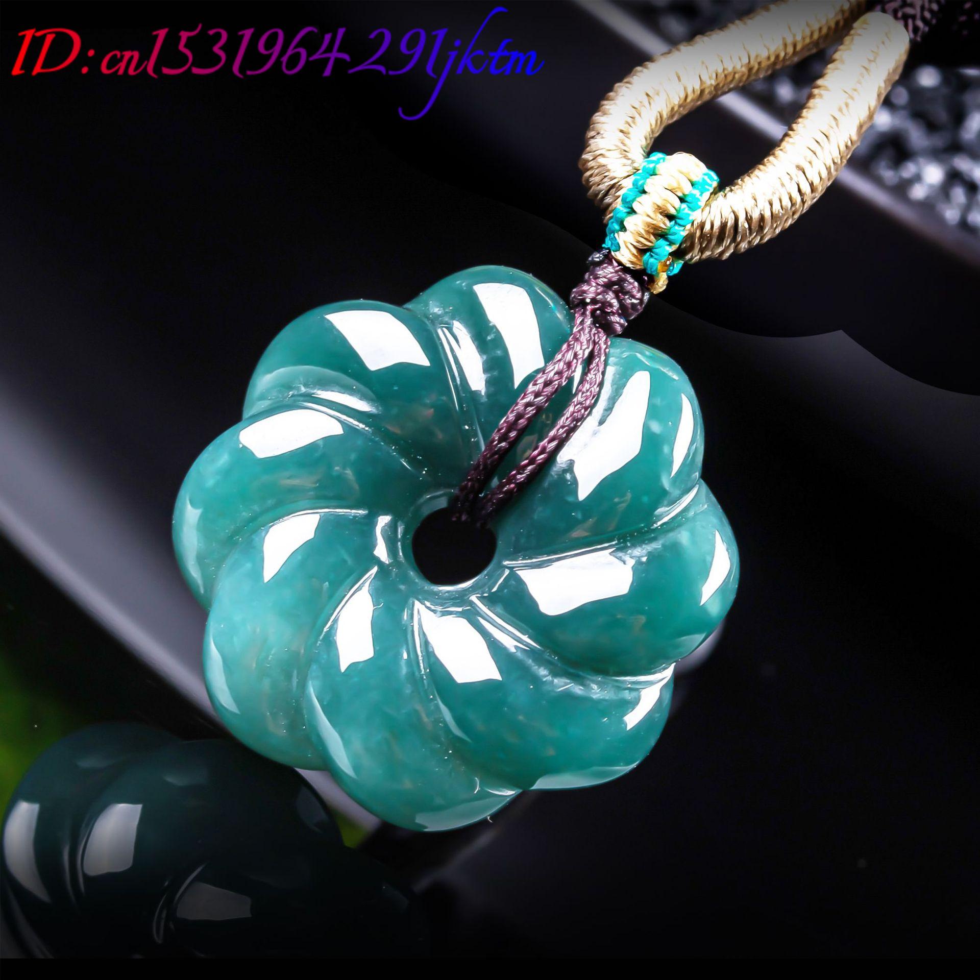 Colar com Pingente de Flor de  - Women Accessories Products avaliação e preço