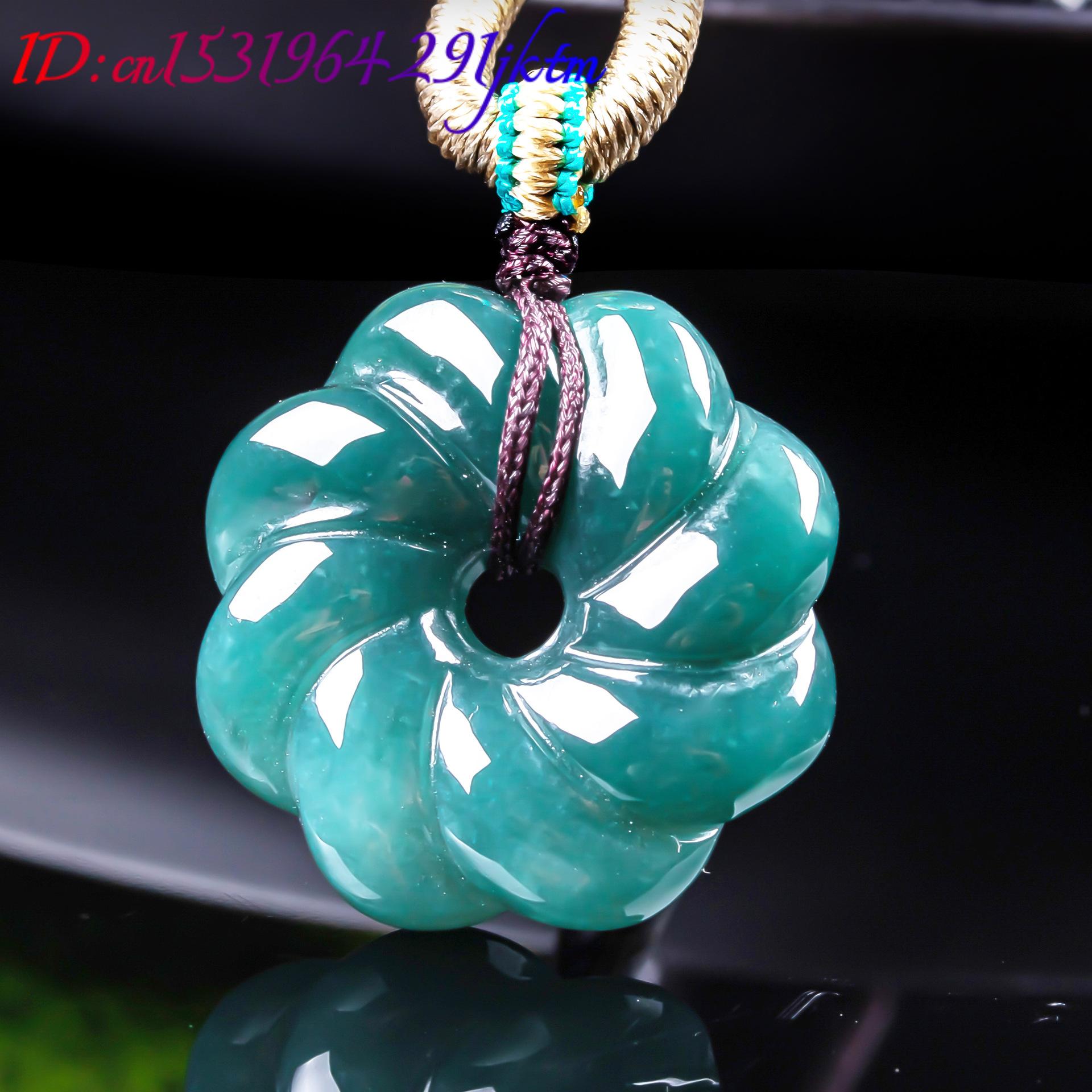 Colar com Pingente de Flor de  - Women Accessories Products avaliação e preço