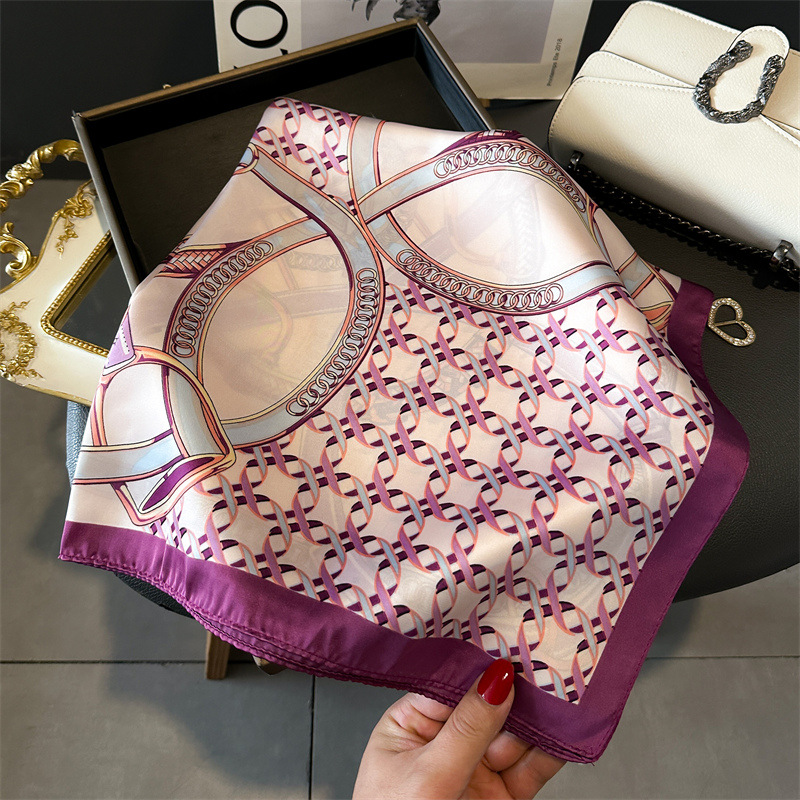 Lenço Quadrado Feminino de Lux - Silk Scarf Square avaliação e preço